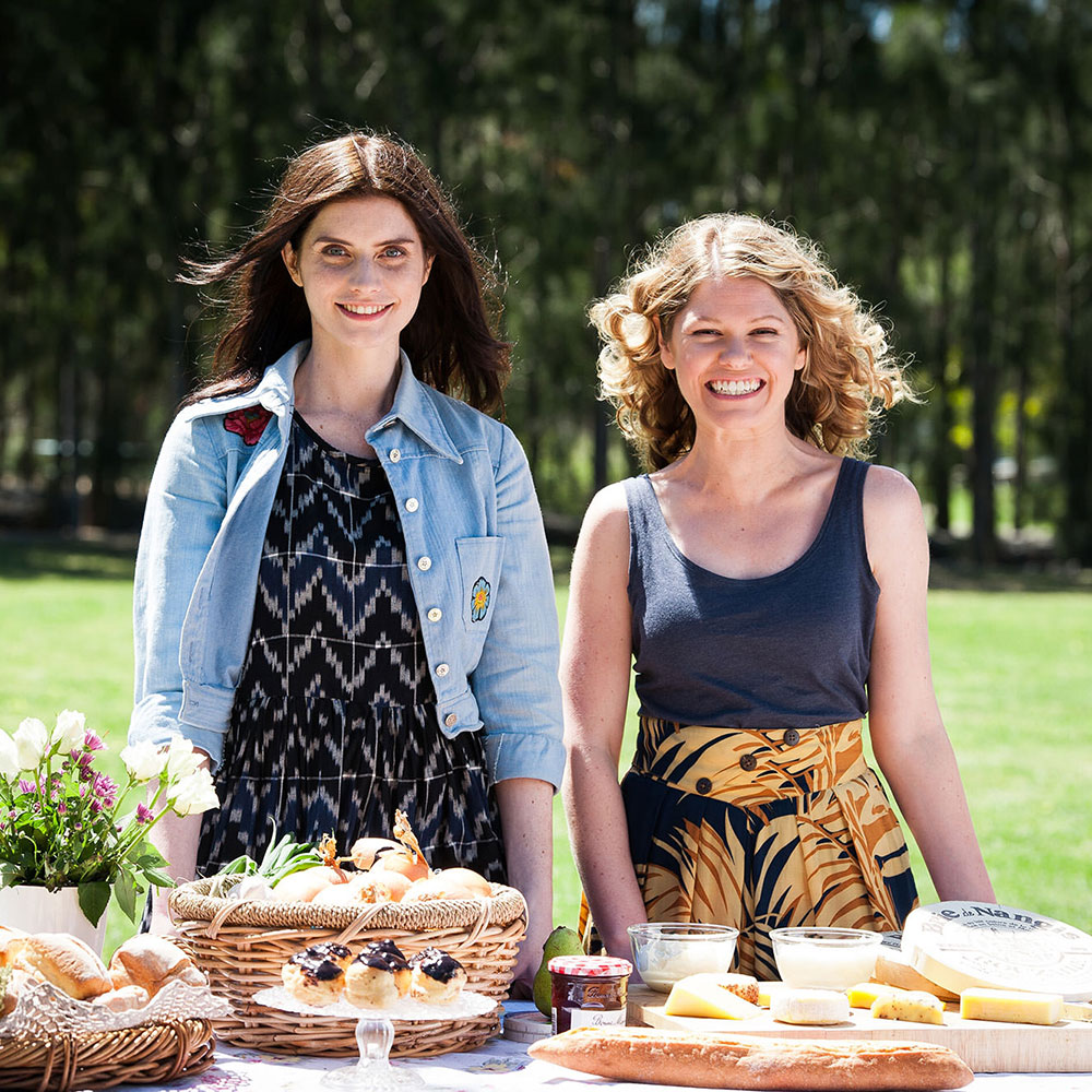 The Katering Show series 1