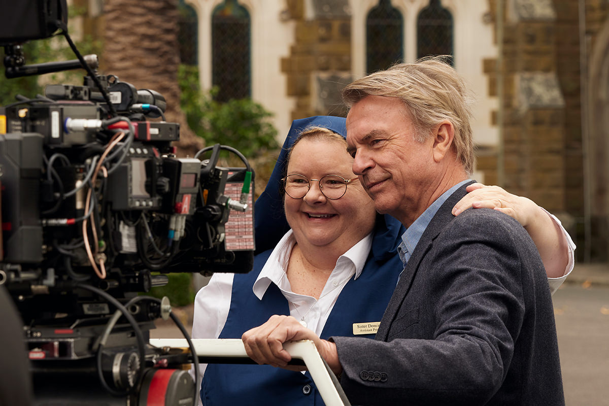 Magda Szubanski and Sam Neill on the set of Ride Like a Girl