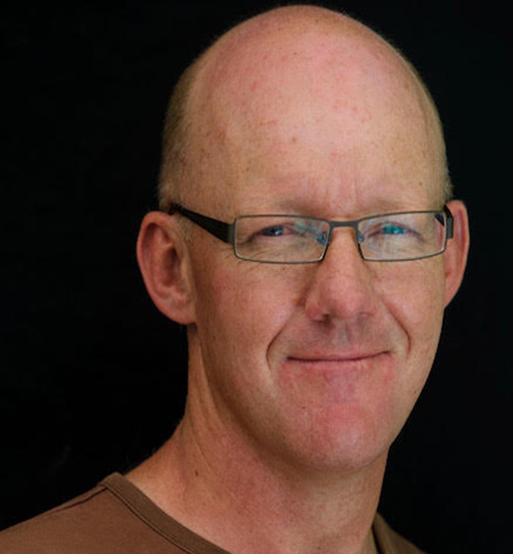 <h6>Malcolm Knox</h6>