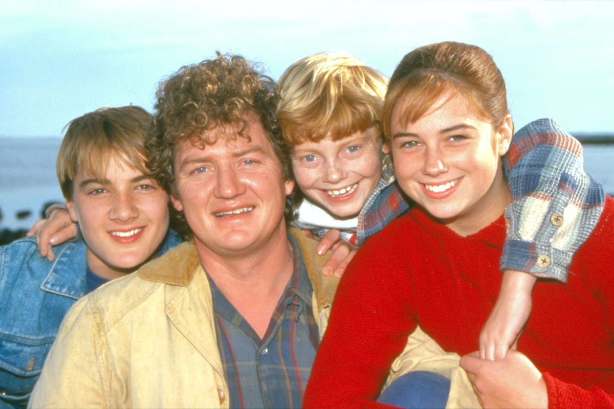 Round The Twist (1989 - 2000) - The Screen Guide - Screen Australia