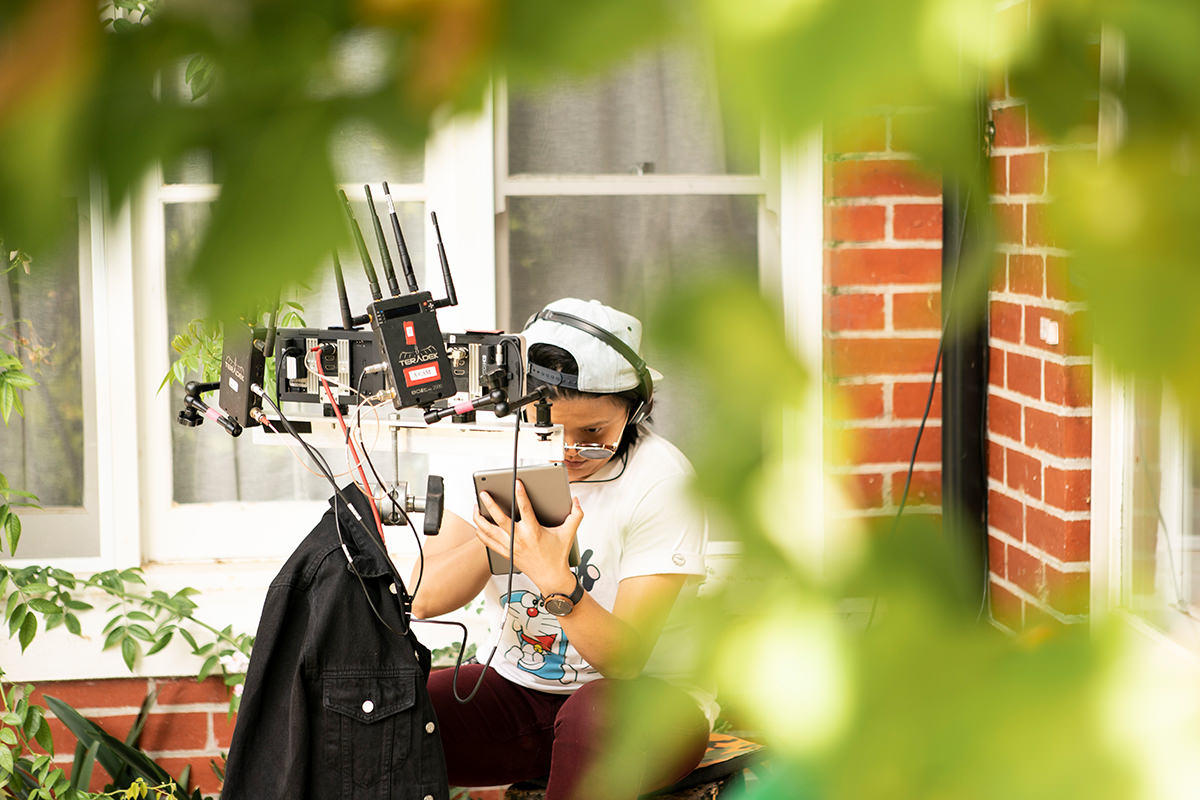 Corrie Chen on the set of Five Bedrooms